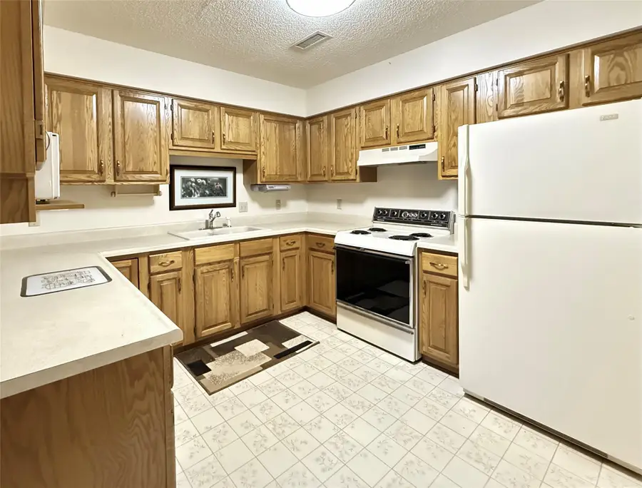 401 SE Delaware Avenue #204, Ankeny, IA 50021 - #2