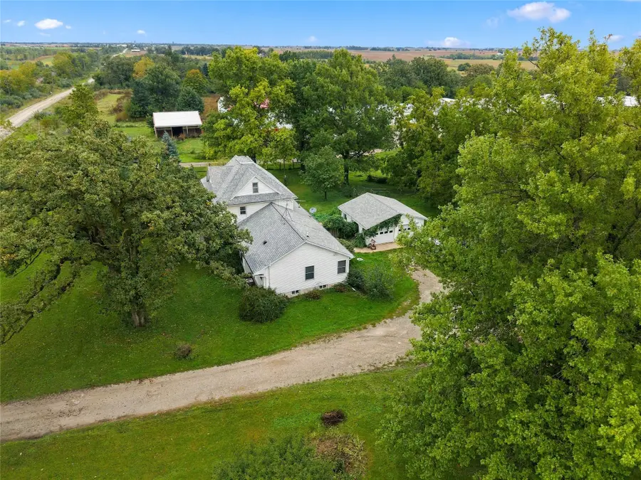 4351 32nd Street, Grinnell, IA 50112 - #3