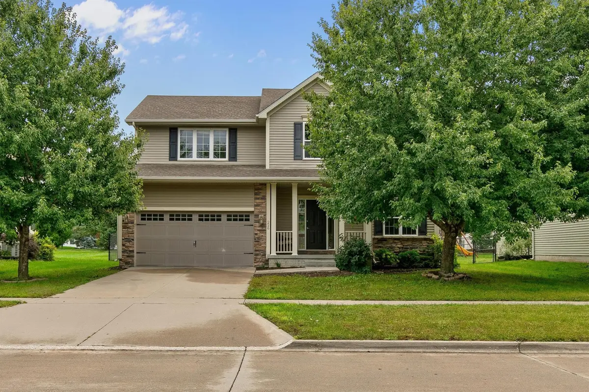 226 S 82nd Street, West Des Moines, IA 50266 - #1