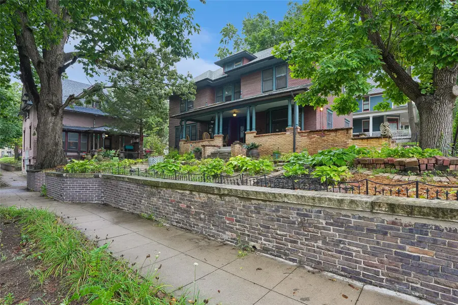 1701 Woodland Avenue, Des Moines, IA 50309 - #2