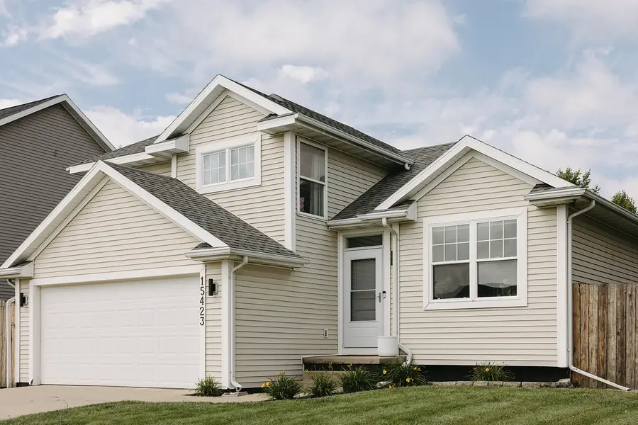 15423 Aurora Avenue, Urbandale, IA 50323 - #2