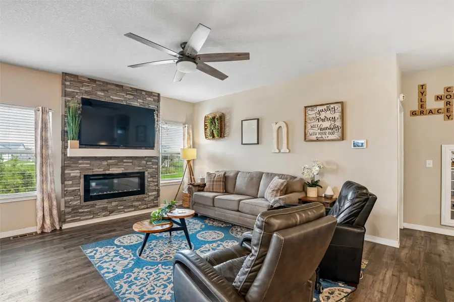 3207 NW 25th Street, Ankeny, IA 50023 - #3