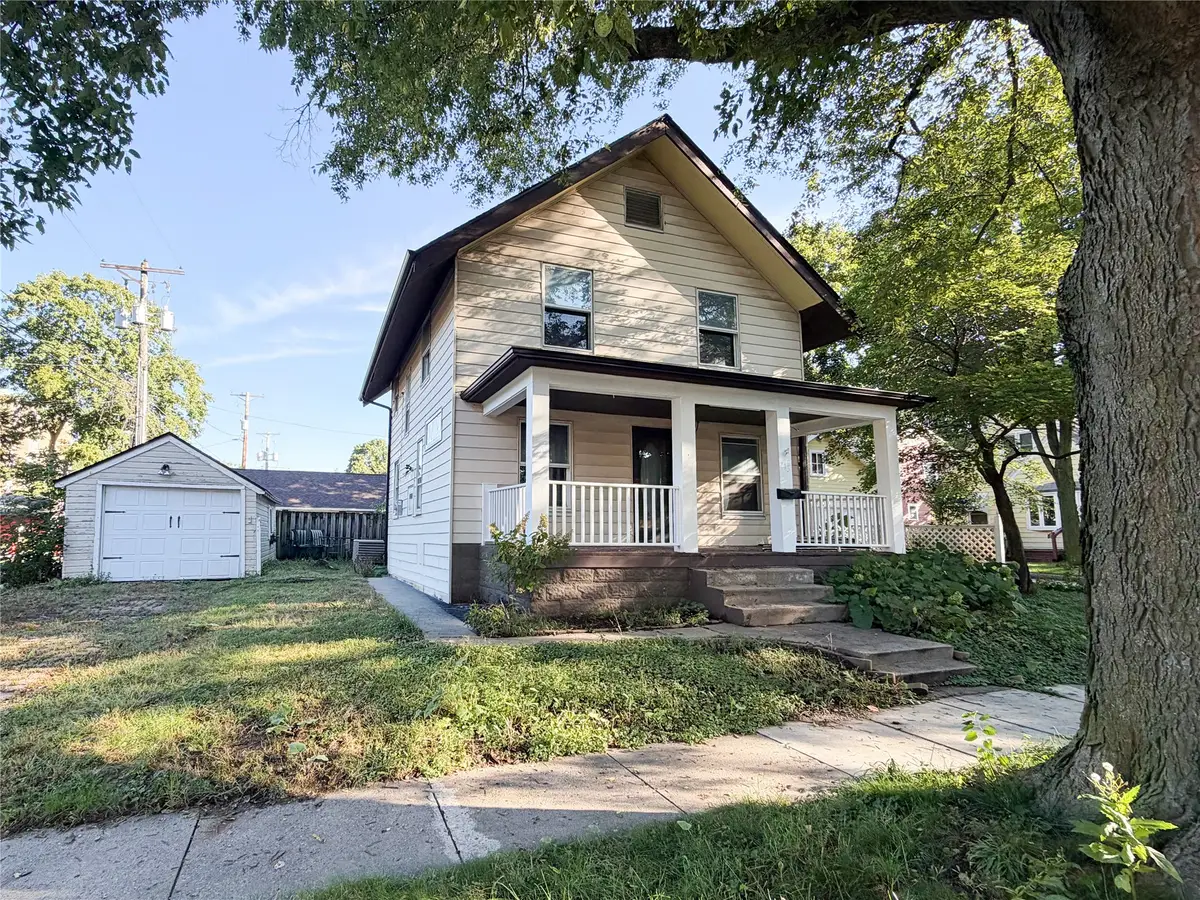 213 7th Street, Ames, IA 50010 - #1
