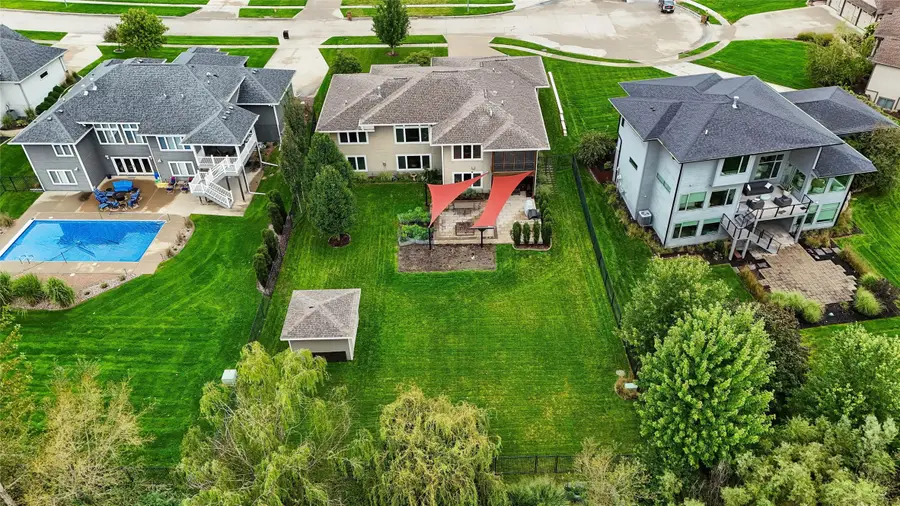8916 NW 73rd Place, Johnston, IA 50131 - #2