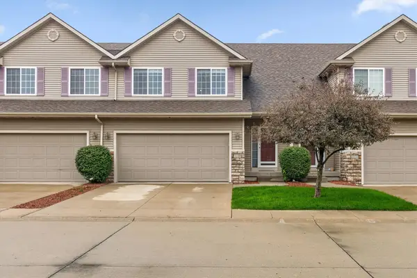 2202 NW Bayberry Lane, Ankeny, IA 50023