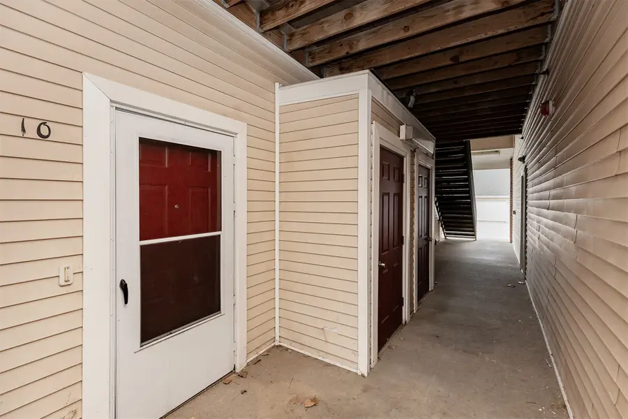 10335 Norfolk Drive #10, Johnston, IA 50131 - #3