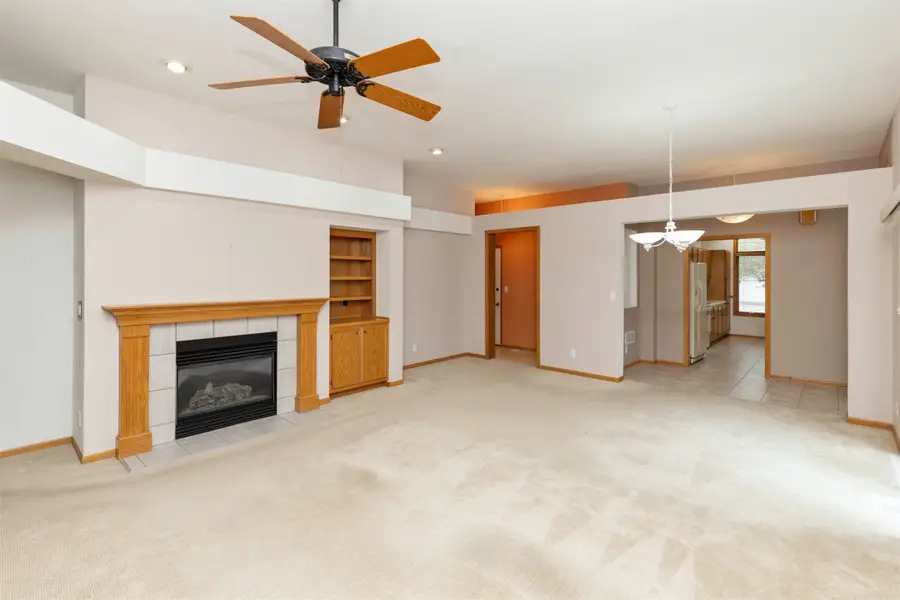 2337 Valley Ridge Place, West Des Moines, IA 50265 - #2