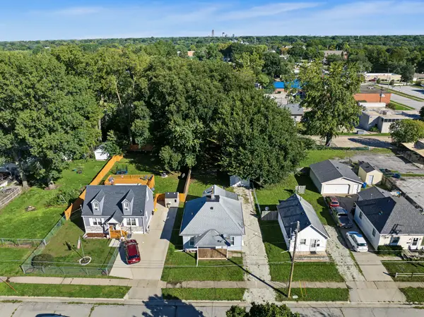 911 Leland Avenue, Des Moines, IA 50315