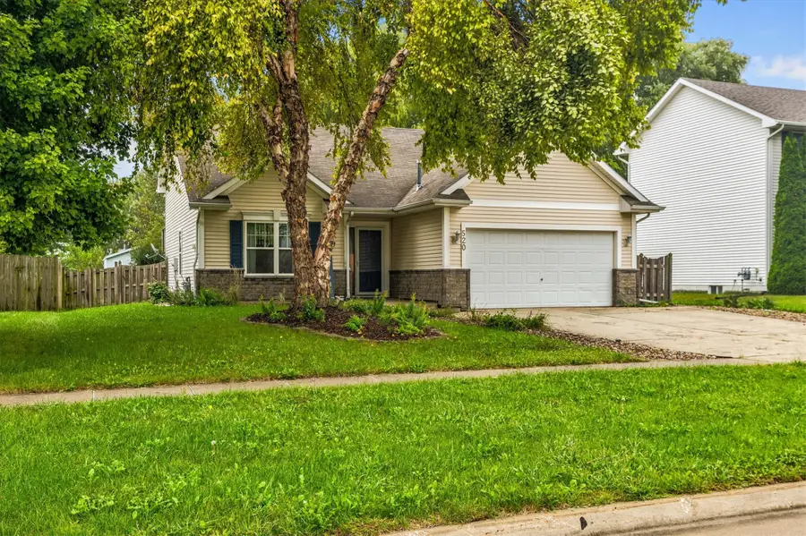 520 SE Westgate Drive, Waukee, IA 50263 - #2