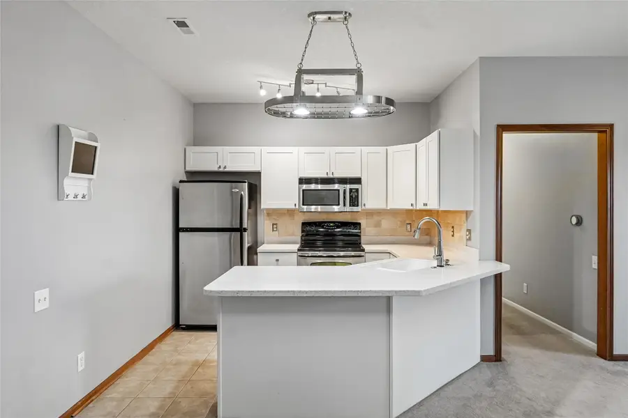 2702 NE Oak Drive #4, Ankeny, IA 50021 - #3