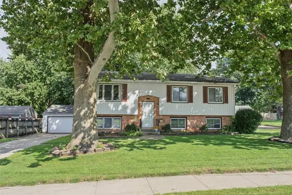 371 N Hickory Boulevard, Pleasant Hill, IA 50327