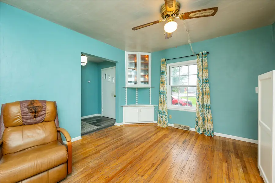 440 Burlington Avenue, Martensdale, IA 50160 - #3