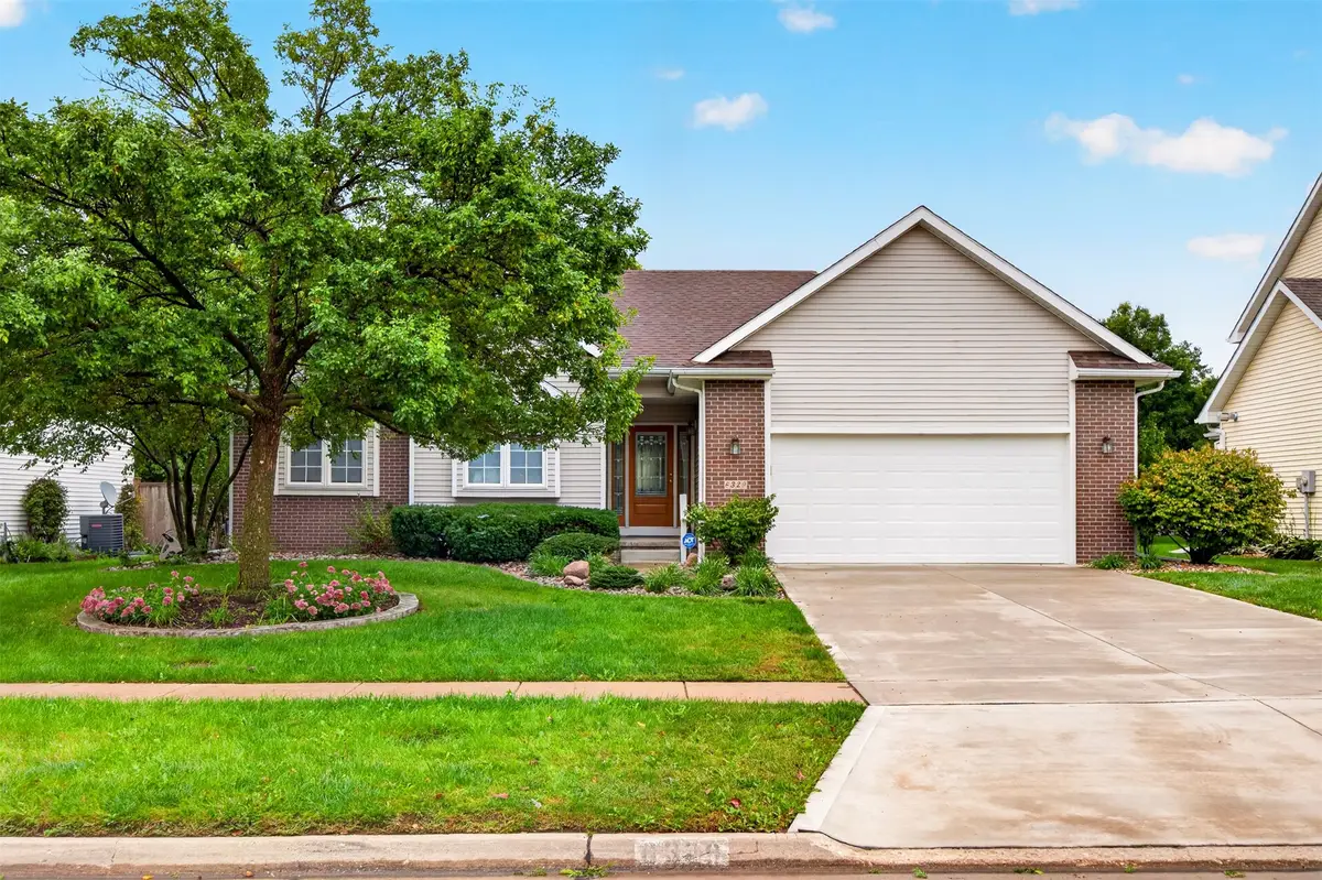 6329 NW 97th Street, Johnston, IA 50131 - #1