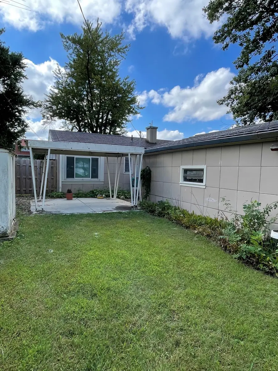 601 10th Avenue, Grinnell, IA 50112 - #3