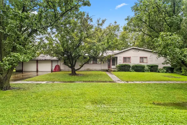 204 4th Street Nw, Mitchellville, IA 50169