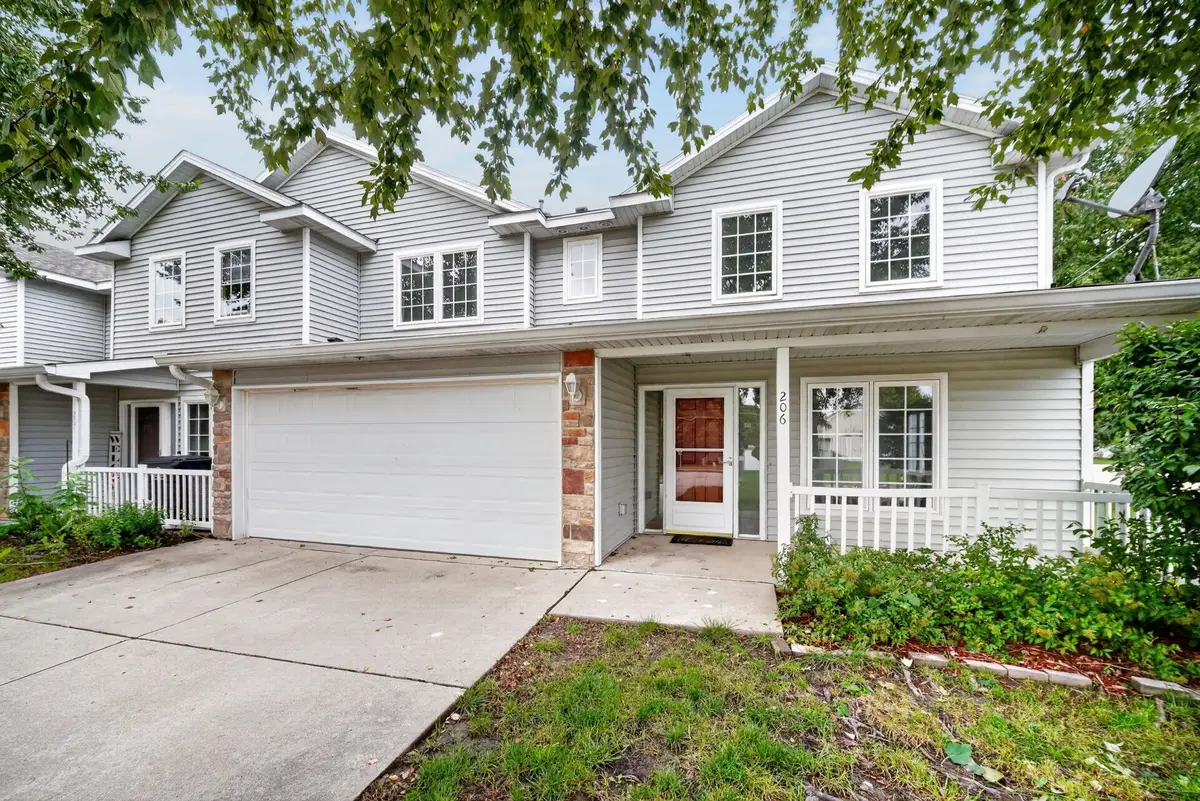 2100 Meadow Chase Lane #206, Des Moines, IA 50320 - #1