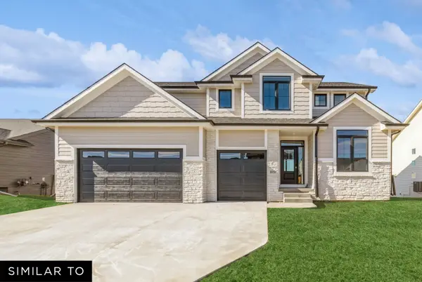 1405 NW Hillcrest Boulevard, Waukee, IA 50263