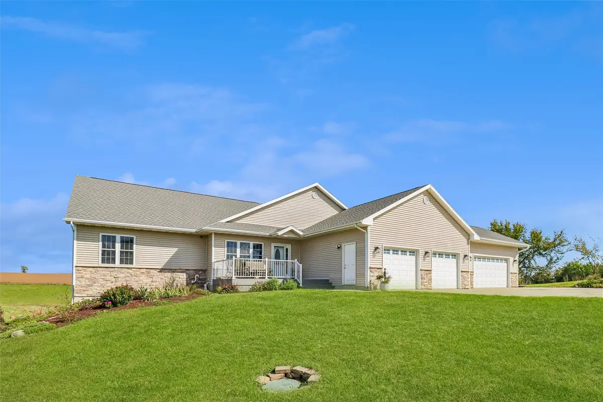 9992 S 112th Avenue W, Prairie City, IA 50228 - #1