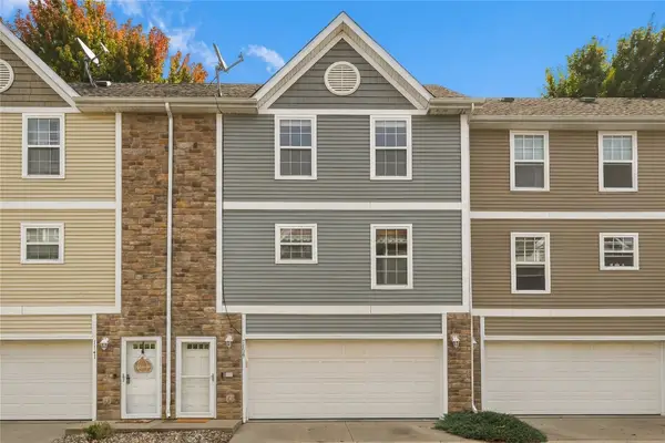 1139 Redstone Lane, Pleasant Hill, IA 50327
