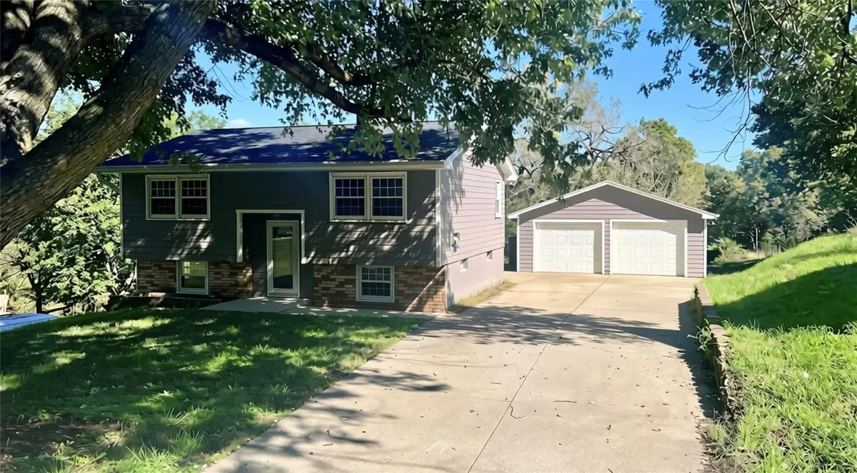 4295 NW 11th Street, Des Moines, IA 50313 - #1