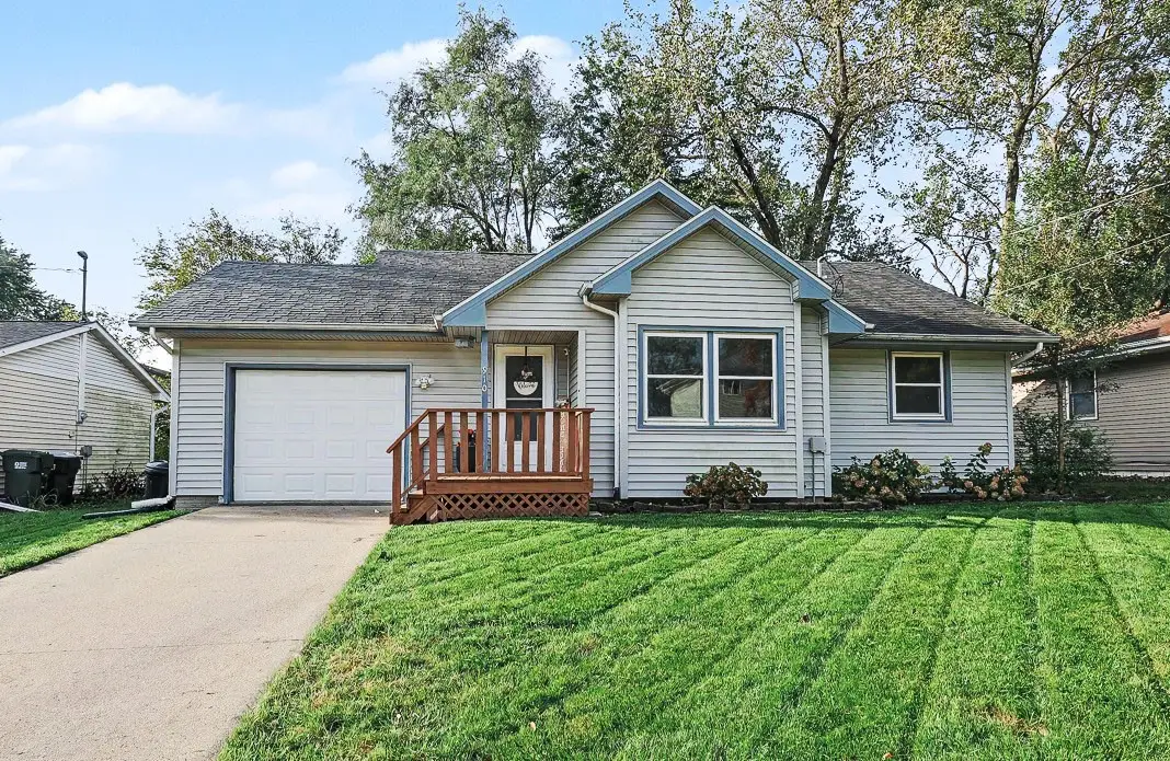 910 Gordon Drive, Knoxville, IA 50138 - #1