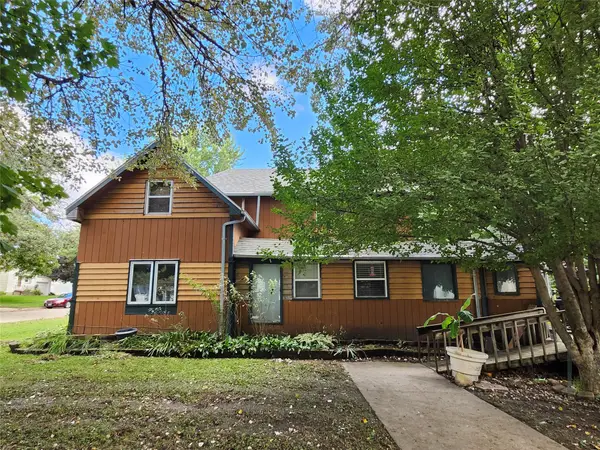 226 N Main Street, Conrad, IA 50621