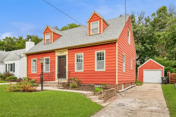 4227 Northwest Drive, Des Moines, IA 50310