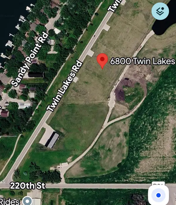 6800 Twin Lakes Road, Rockwell, IA 50579