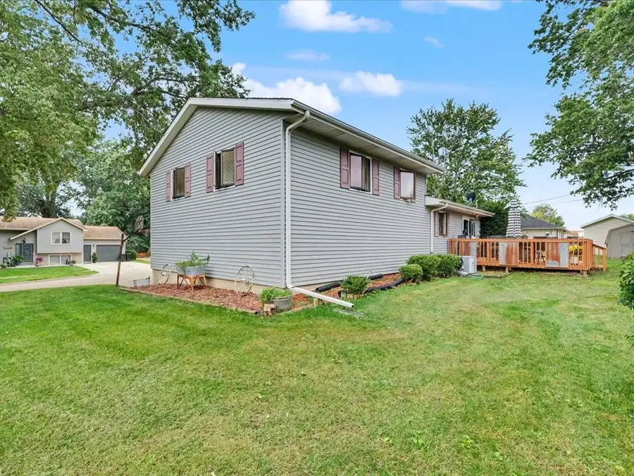 1501 W South Street, Knoxville, IA 50138 - #3