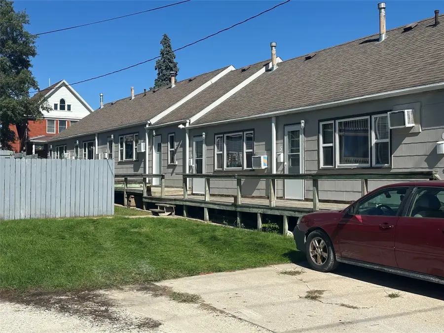 402 Prairie Street, Guthrie Center, IA 50115 - #3