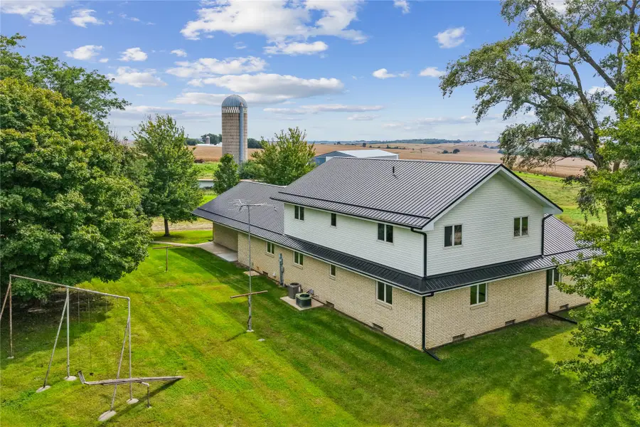 10122 Station Street, Sully, IA 50251 - #3