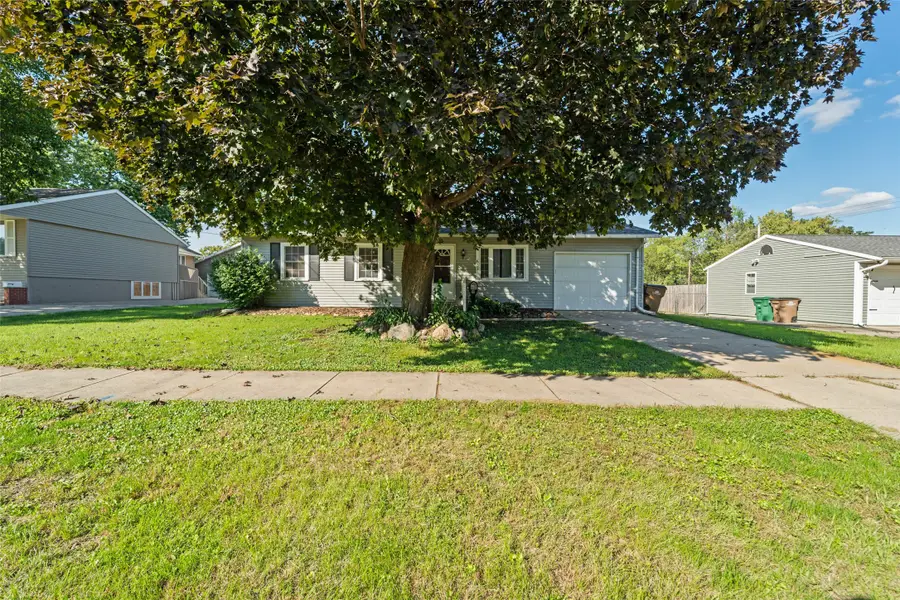 603 6th Street Place Se, Altoona, IA 50009 - #3
