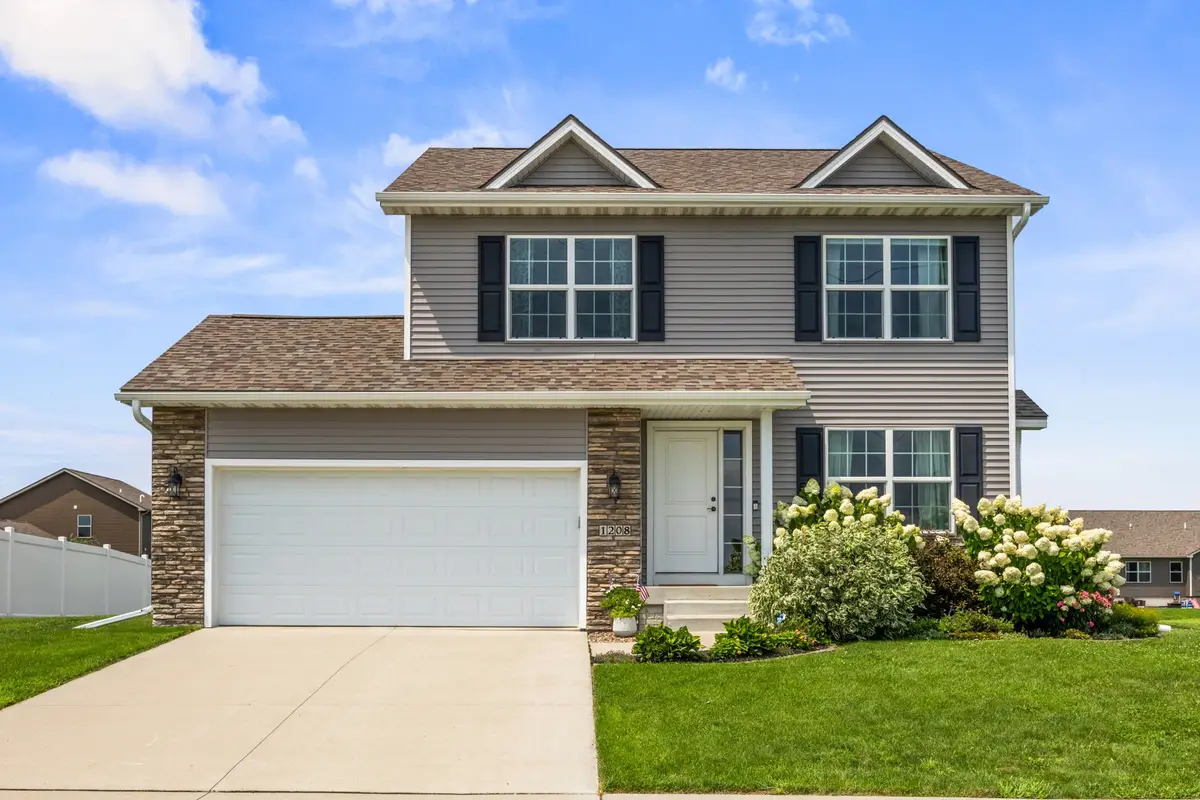 1208 Pleasant Street Se, Bondurant, IA 50035 - #1