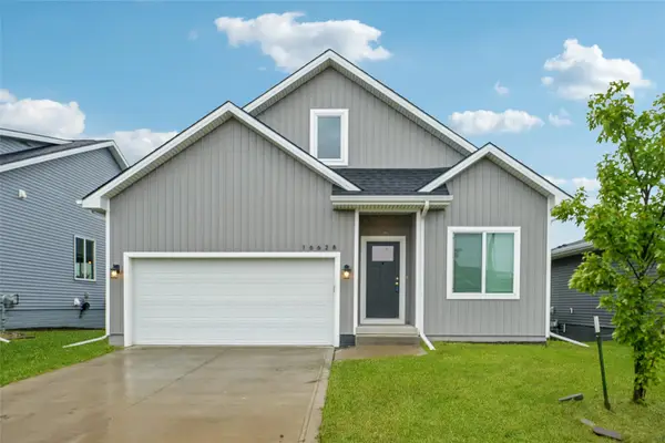 16628 Goodman Drive, Urbandale, IA 50323