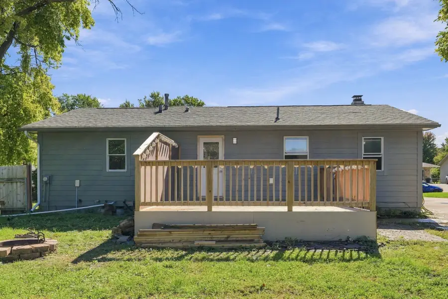 7117 Twana Drive, Urbandale, IA 50322 - #2