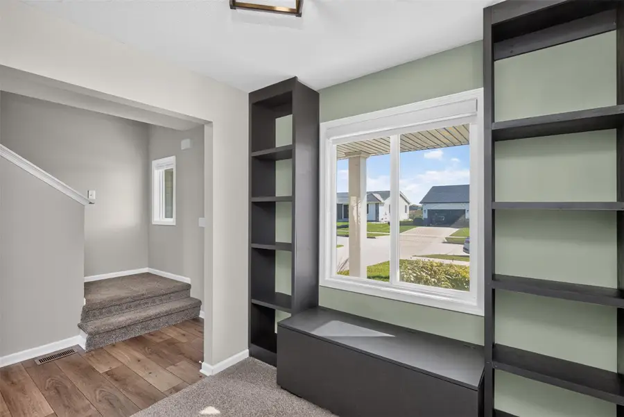 818 NE Meadow Landing Drive, Ankeny, IA 50021 - #3