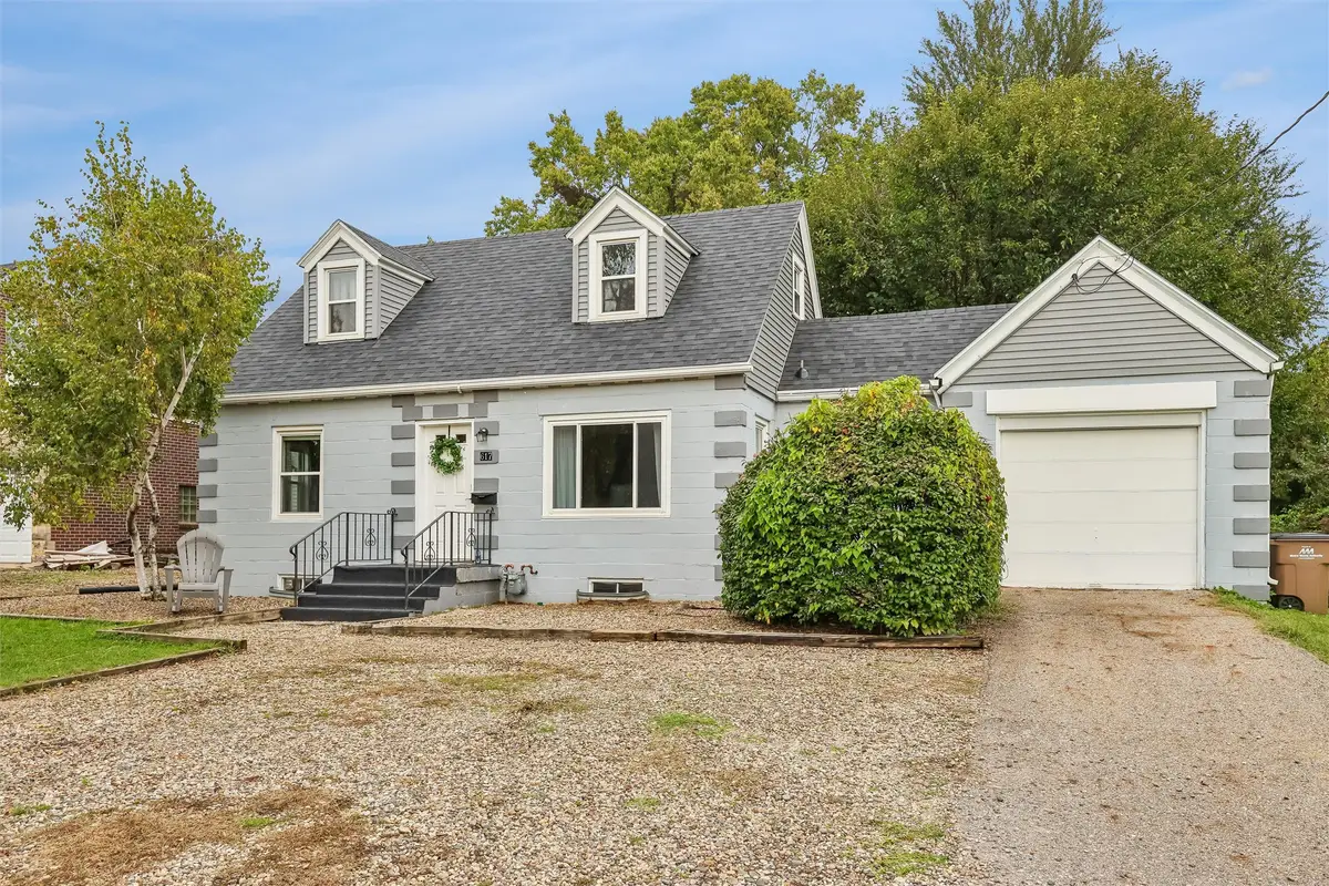 617 Grand Avenue, West Des Moines, IA 50265 - #1