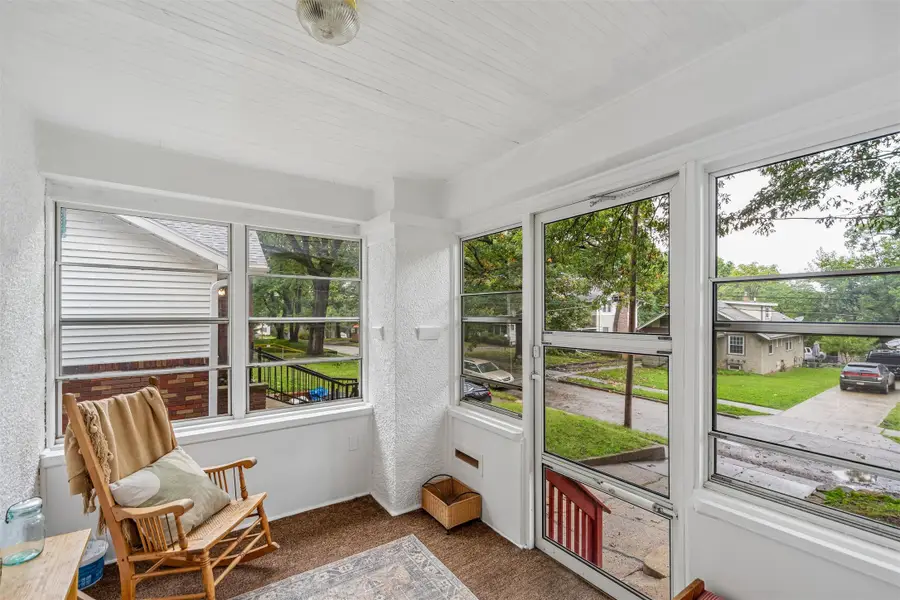 2714 Moyer Street, Des Moines, IA 50310 - #3