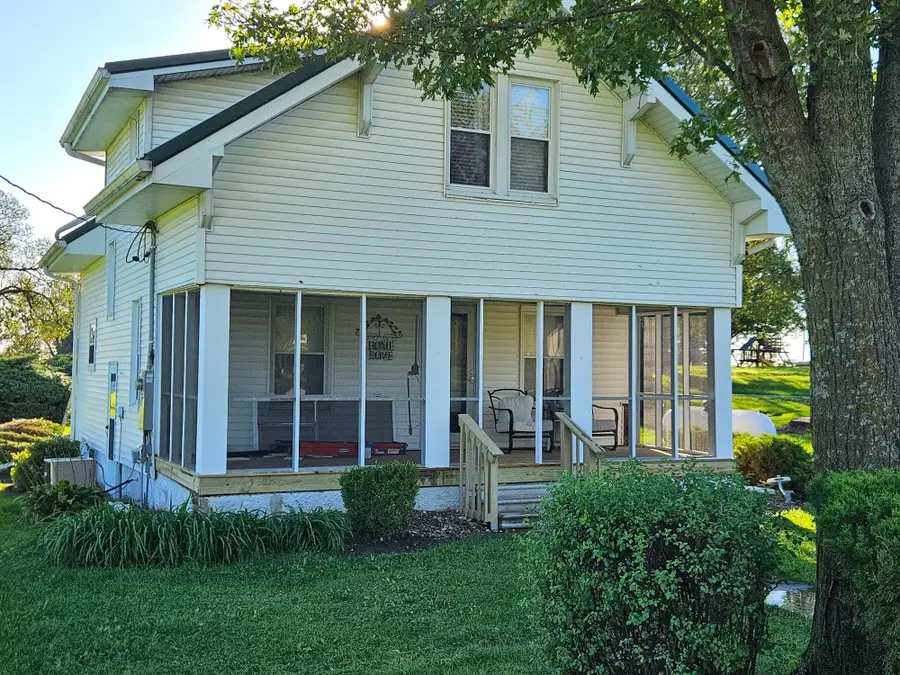 107 S Lincoln Street, Van Wert, IA 50262 - #2