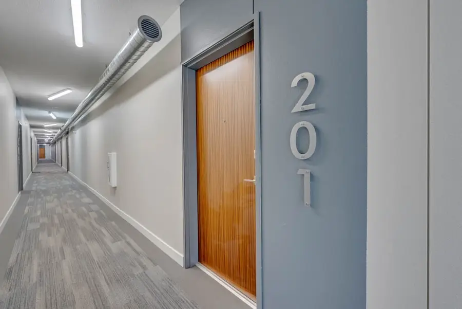 400 SW 7th Street #201, Des Moines, IA 50309 - #3