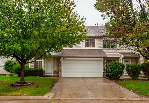 3799 Village Run Drive #807, Des Moines, IA 50317