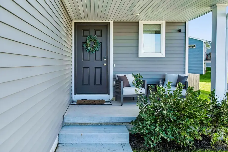 1117 Fifield Road, Pella, IA 50219 - #3