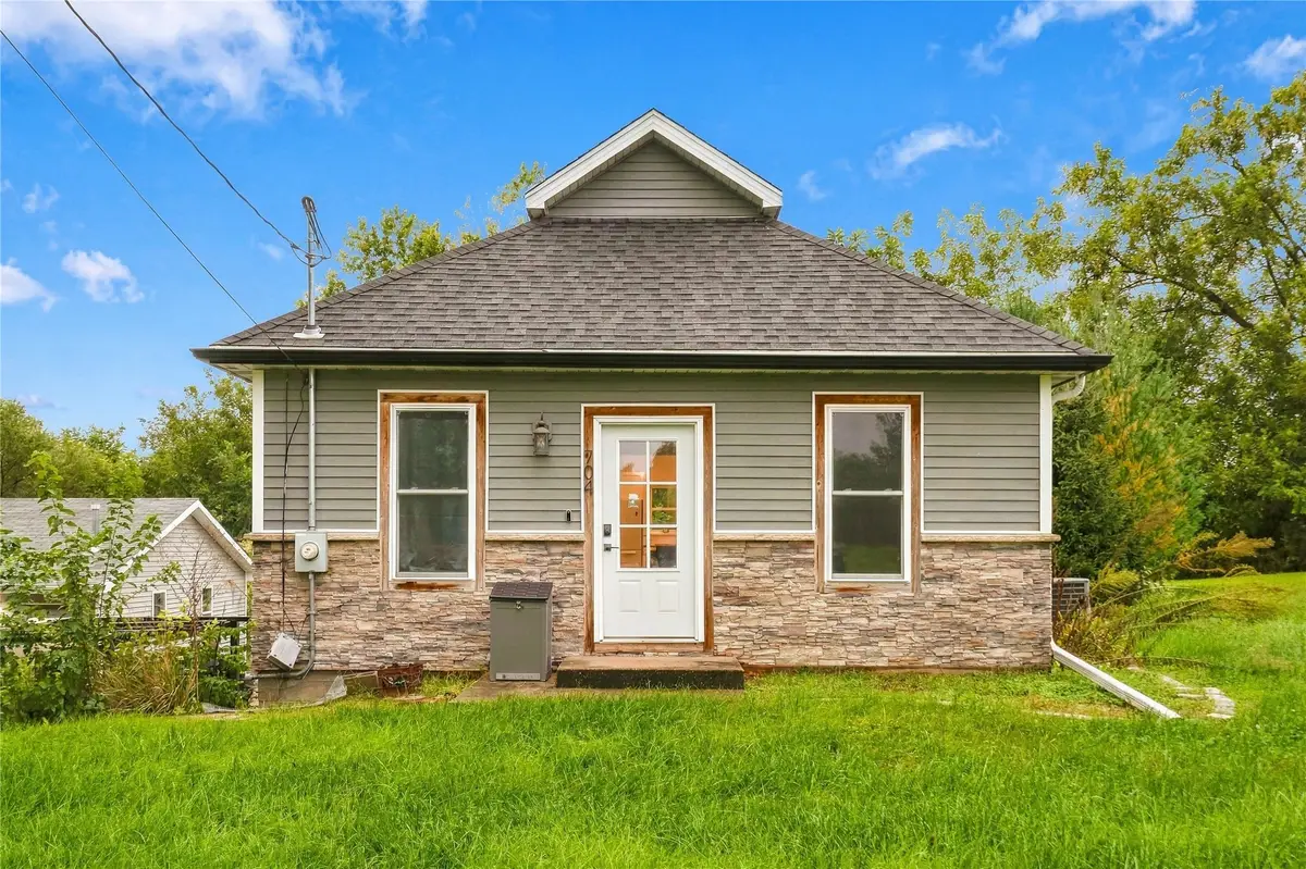 704 Madison Street, De Soto, IA 50069 - #1