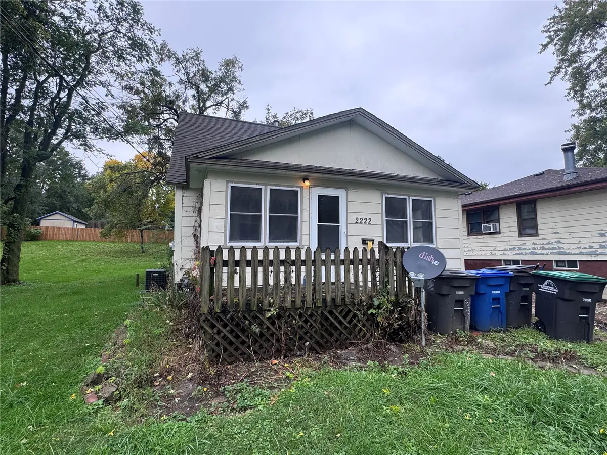 2222 SW 1st Street, Des Moines, IA 50315 - #1