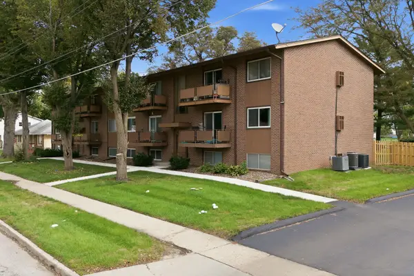 4209 65th Street #4, Urbandale, IA 50322
