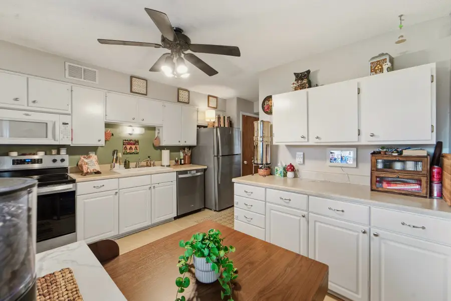 4209 65th Street #4, Urbandale, IA 50322 - #3