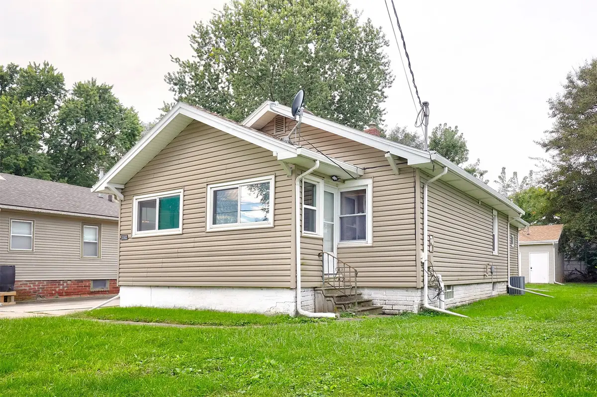 3502 Wright Street, Des Moines, IA 50316 - #1