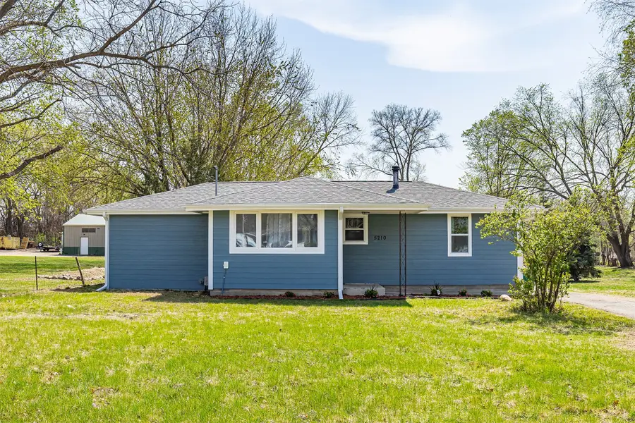 5210 NW 62nd Avenue, Johnston, IA 50131 - #2