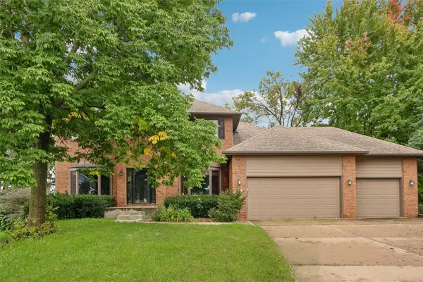 901 NW Campus Ridge Court, Ankeny, IA 50023