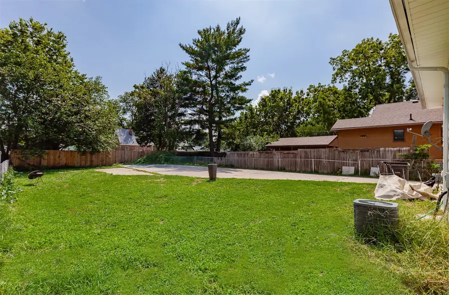 2805 Des Moines Street, Des Moines, IA 50317 - #3